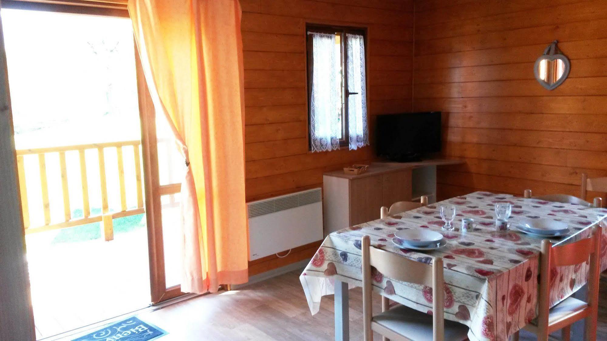 Chalets Du Lac Arcizans-Avant Esterno foto
